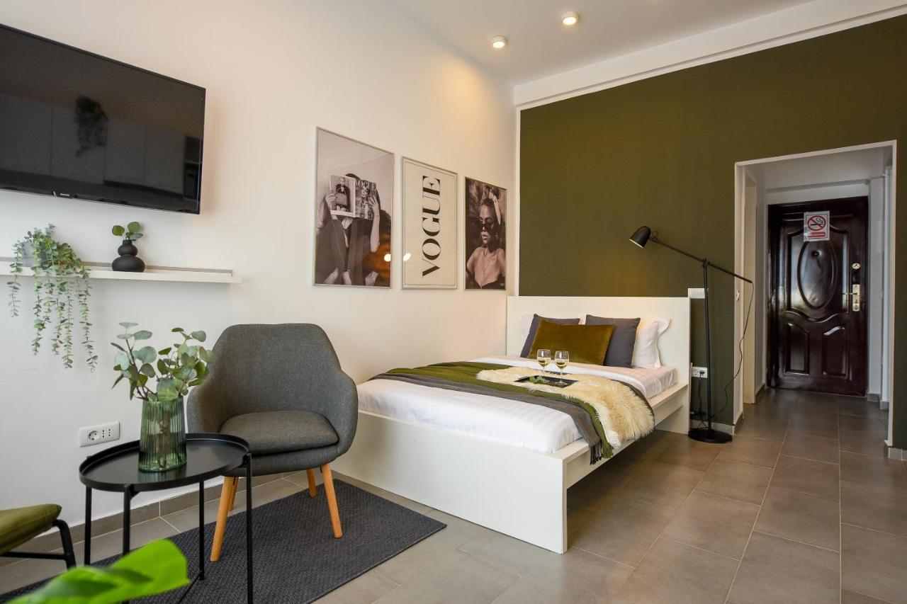 Classy Comfort - Chic Studio On Regina Elisabeta Boekarest Buitenkant foto